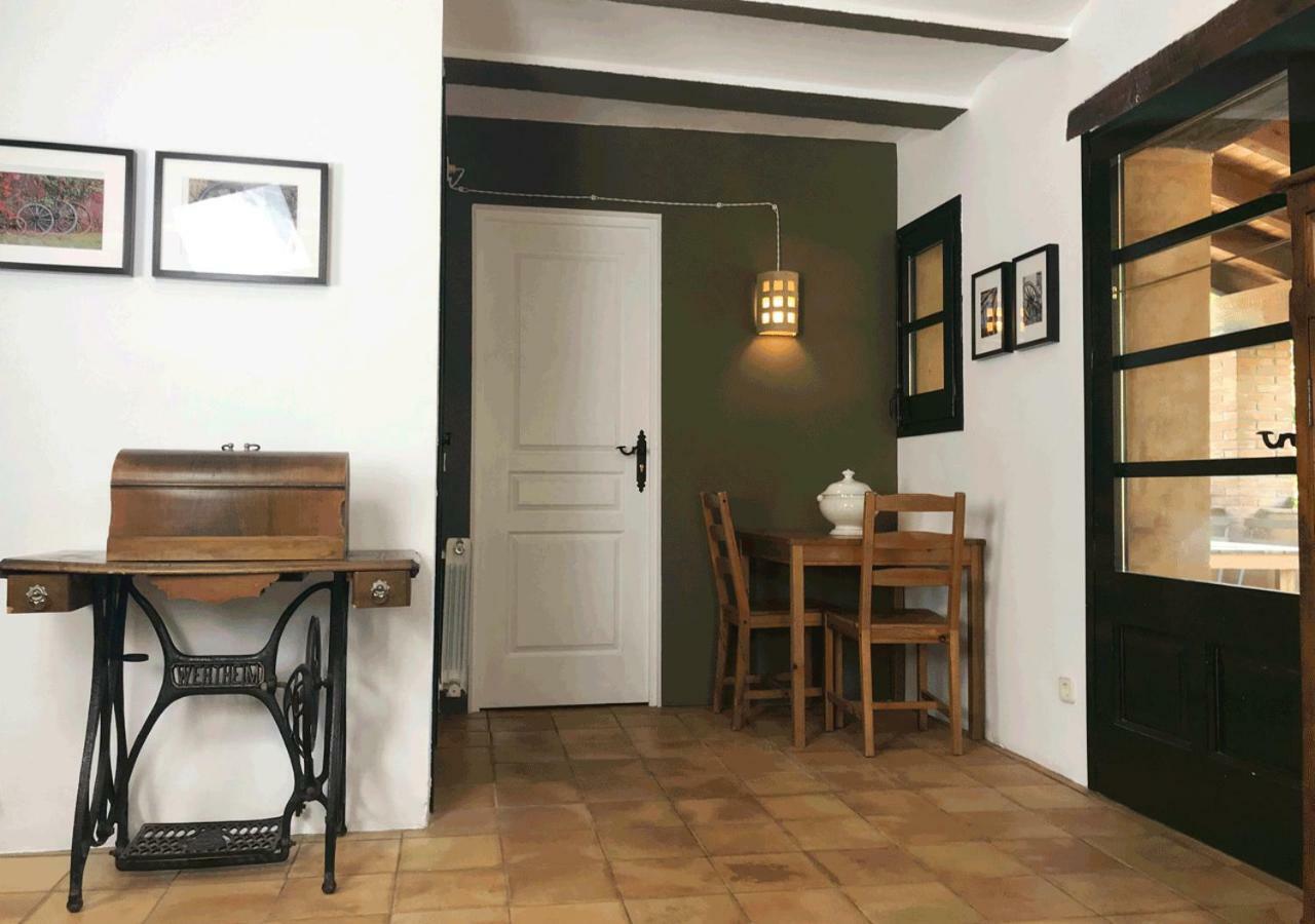 Gasthaus Cal Carreter Mieres  Exterior foto